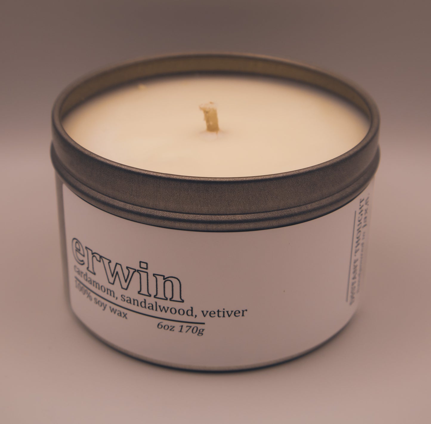 Erwin [cardamom, sandalwood, vetiver]