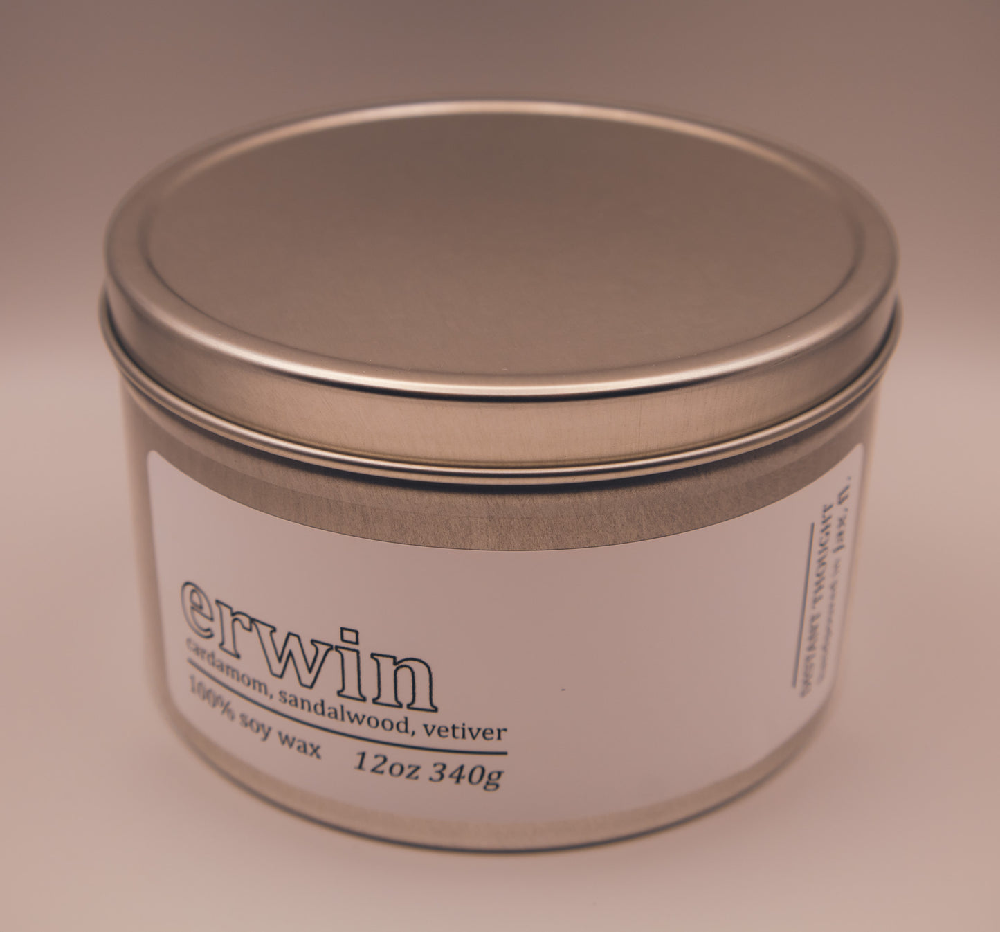 Erwin [cardamom, sandalwood, vetiver]